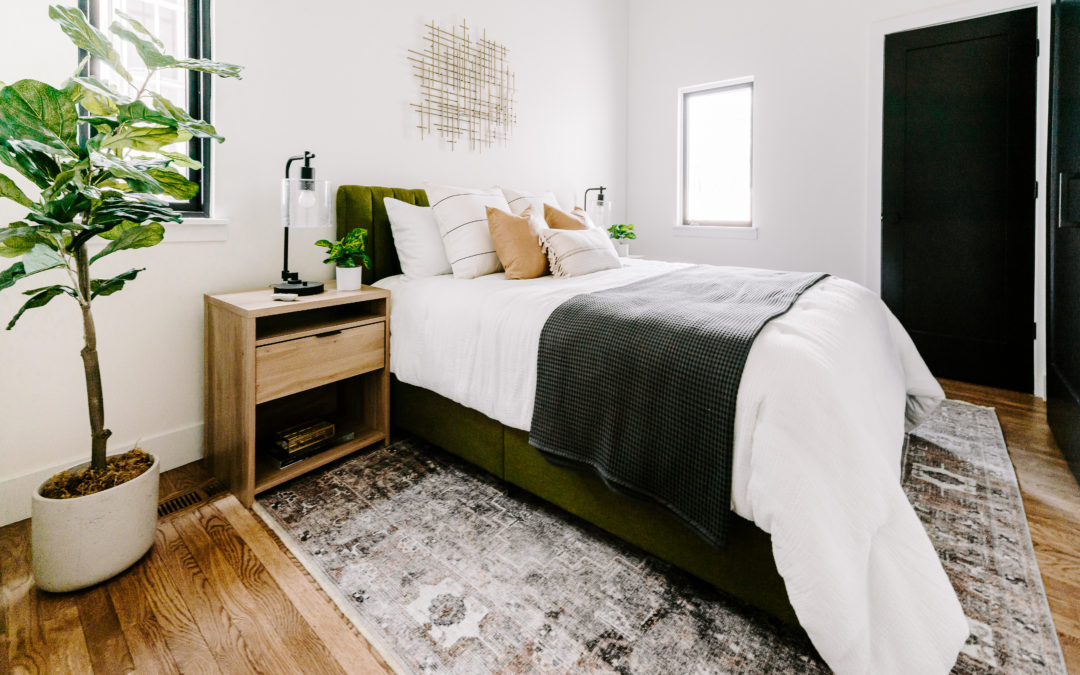 3 Unique Ways to Style the Same Bed