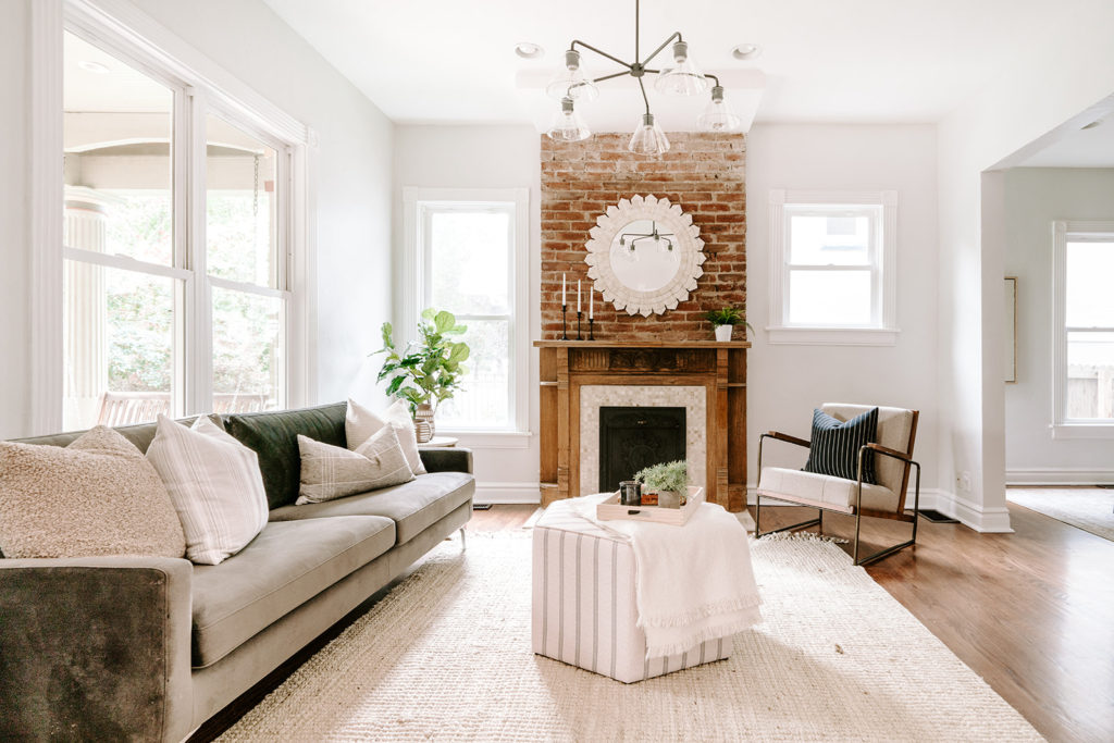 Transitional living room favorite stages